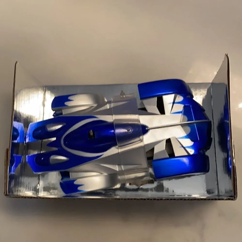 Wall Rallyist Remote Control Car NEW - Picture 3 of 3